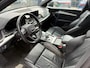 Audi Q5 55 TFSI e quattro Competition 367 PK | S-line | Automaat | Panoramadak | Camera | Navigatie | Trekhaak | Stoelverwarming | Luchtvering | Lichtmetalen velgen 21 inch |