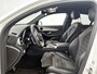 Mercedes-Benz GLC 300 e 4MATIC Premium Plus | AMG-LIne Interieur | AMG-Line Exterieur | Achteruitrijcamera | Multispaaks velgen | Nightpakket | Sfeerverlichting | Trekhaak | 24 Maanden Mercedes-Benz Certified Garantie