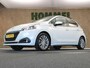Peugeot 208 1.2 PureTech Signature - ORIGINEEL NEDERLANDSE AUTO - AFKOMSTIG VAN 2E EIGENAAR - VOLLEDIG AUTO HOMMEL ONDERHOUDEN - NAVIGATIE - CRUISE CONTROL - AIRCO - BLUETOOTH - MISTLAMPEN VOOR - PARKEERSENSOREN ACHTER - VREDESTEIN 4 SEIZOENENBANDEN -  PARELMOER LAK -
