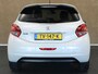 Peugeot 208 1.2 PureTech Signature - ORIGINEEL NEDERLANDSE AUTO - AFKOMSTIG VAN 2E EIGENAAR - VOLLEDIG AUTO HOMMEL ONDERHOUDEN - NAVIGATIE - CRUISE CONTROL - AIRCO - BLUETOOTH - MISTLAMPEN VOOR - PARKEERSENSOREN ACHTER - VREDESTEIN 4 SEIZOENENBANDEN -  PARELMOER LAK -