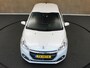 Peugeot 208 1.2 PureTech Signature - ORIGINEEL NEDERLANDSE AUTO - AFKOMSTIG VAN 2E EIGENAAR - VOLLEDIG AUTO HOMMEL ONDERHOUDEN - NAVIGATIE - CRUISE CONTROL - AIRCO - BLUETOOTH - MISTLAMPEN VOOR - PARKEERSENSOREN ACHTER - VREDESTEIN 4 SEIZOENENBANDEN -  PARELMOER LAK -