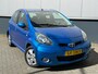 Toyota Aygo 1.0-12V Dynamic Blue Carplay Pdc Airco Elektrische Ramen Nieuwe Apk