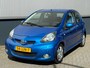 Toyota Aygo 1.0-12V Dynamic Blue Carplay Pdc Airco Elektrische Ramen Nieuwe Apk