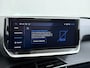 Peugeot 2008 1.2 Hybrid 136 Allure Automaat | Trekhaak! | Navigatie | Camera voor + achter | Adaptieve Cruise control | Keyless entry | Apple Carplay en Android Auto draadloos