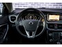 Volvo V40 1.5 T2 Polar+ | Automaat | Stoelverwarming | Navigatie | LED koplampen | Parkeersensoren Achter | Climate Control | Cruise Control | Volvo On Call | 16 inch velgen | Regensensor |