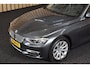 BMW 3-Serie 316i High Executive 139dkm Leer Trekhaak 2e eig. Automaat PDC V+A Nwe APK