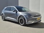 Hyundai Ioniq 5 Lounge 73kWh / SOH 100% / Dealer onderhouden / 1.600 kg  trekgewicht / WLTP 451 km / CCS snellader / Warmtepomp / Head Up Display / Panoramadak / Bose Audio Systeem / Elektrische achterklep / Stuur- Stoel & Achterbank verwarming / Rondomzicht camera /