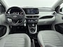 Hyundai i10 1.0 Premium | ACTIE!! | Unieke km-stand! | Navigatie | Camera | Climate control | Parkeersensoren |