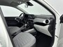 Hyundai i10 1.0 Premium | Unieke km-stand! | Navigatie | Camera | Climate control | Parkeersensoren |