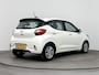 Hyundai i10 1.0 Premium | Unieke km-stand! | Navigatie | Camera | Climate control | Parkeersensoren |