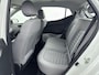 Hyundai i10 1.0 Premium | Unieke km-stand! | Navigatie | Camera | Climate control | Parkeersensoren |