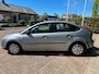 Ford Focus 1.4-16V Ambiente|Airco|Beurt|Nwe APK