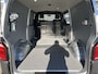Volkswagen Transporter 2.0 TSI L2H1 Benzine Dubbele Schuifdeur Airco Cruise controle Bpm vrij Trekhaak Klep achter Omvormer Kastinrichting Standkachel Euro 6 Benzine Ideaal voor ombouw naar Camper !!
