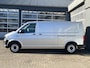 Volkswagen Transporter 2.0 TSI L2H1 Benzine Dubbele Schuifdeur Airco Cruise controle Bpm vrij Trekhaak Klep achter Omvormer Kastinrichting Standkachel Euro 6 Benzine Ideaal voor ombouw naar Camper !!