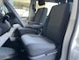 Volkswagen Transporter 2.0 TDI L2H1 DC Airco Cruise controle Telefoonverbinding Trekhaak 2200kg trekgewicht Parkeersensoren achter Schuifdeur Euro 6 DC 1e eigenaar Dealer onderhouden