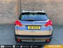 Peugeot 2008 1.2 PureTech Allure·Climate·Cruise·Bluetooth·17 inch velgen