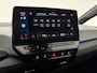 Volkswagen ID.3 First Plus 58 kWh | Snelladen | SOH 92% | IQ Lights | Sfeer | Camera | Trekhaak | Carplay