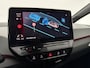 Volkswagen ID.3 First Plus 58 kWh | Snelladen | SOH 92% | IQ Lights | Sfeer | Camera | Trekhaak | Carplay