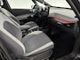 Volkswagen ID.3 First Plus 58 kWh | Snelladen | SOH 92% | IQ Lights | Sfeer | Camera | Trekhaak | Carplay