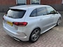 Mercedes-Benz B-klasse 180 Business Solution AMG | NW STAAT | FULL LED | CAMERA | ELEKT KOFFER |