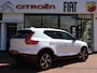 Volvo XC40 B4 197PK Mild Hybrid Automaat Plus Dark, Rijklaarprijs | Leder | Trekhaak wegklapbaar | Stoelverwarming