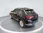 Volkswagen T-Roc 1.5 TSI 150pk DSG Sport · Panoramadak · Apple/Android Car Play · Stoelverwarming · Alarm · Keyless · 17'' Inch ·