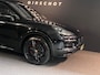 Porsche Cayenne 3.0 E-Hybrid Sport Design/Sport Chrono/Pano/Softclose/Memory/Alcantara Dak/Bose/Stuurverwarming/22"