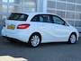 Mercedes-Benz B-klasse B200 Ambition 6-Bak Navi Cruise Pdc Leer Trekhaak NW APK!