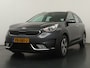 Kia Niro Hybrid 1.6 GDi First Edition Navigatie - Achteruitrijcamera - Climate Control - Parkeersensoren - Trekhaak - Virena zekerheidspakket € 895,-