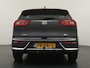 Kia Niro Hybrid 1.6 GDi First Edition Navigatie - Achteruitrijcamera - Climate Control - Parkeersensoren - Trekhaak - Virena zekerheidspakket € 895,-