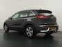 Kia Niro Hybrid 1.6 GDi First Edition Navigatie - Achteruitrijcamera - Climate Control - Parkeersensoren - Trekhaak - Virena zekerheidspakket € 895,-