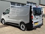Renault Trafic 1.6 dCi L1H1 BTW en BPM VRIJ!! Airco Cruise controle 2-Persoons Telefoonverbinding Parkeersensoren achter 1e eigenaar Euro 6 Dealer onderhouden Ex overheid