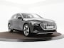 Audi E-tron 55 quattro 95 kWh 408pk S Edition · SOH 96,8% · Camera · Luchtvering · Afneembare Trekhaak · Head-Up Display · Elek. Achterklep · Stoelverwarming · 20"Velgen ·