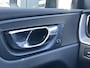 Volvo XC60 2.0 T8 Twin Engine AWD Inscription | Leder | Schuif/Kantel-Dak | Head-Up Display