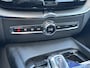 Volvo XC60 2.0 T8 Twin Engine AWD Inscription | Leder | Schuif/Kantel-Dak | Head-Up Display