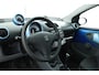 Peugeot 107 1.0-12V Urban Move 5 Deurs, Airco, Radio