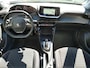 Peugeot 2008 1.2 PureTech Allure Pack Navigatie Carplay Led Cruise-Control Airco All-Season