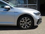Volkswagen Passat 1.4 TSI PHEV GTE BNS / Sportstoelen / Led / Stoelverw. / 17 Inch / Camera / BOVAG garantie