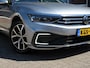 Volkswagen Passat 1.4 TSI PHEV GTE BNS / Sportstoelen / Led / Stoelverw. / 17 Inch / Camera / BOVAG garantie