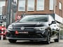 Volkswagen Golf 1.5 eTSI R-Line Business PANO HUD HARMAN KARDON CAMERA MATRIX IQ BLACK OPTIC BOMVOL!!