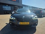 BMW 1-Serie 118i Edition M Sport Shadow High Executive | Met o.a. navigatie, stoelverwarming, climate control en cruise control!