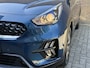Kia Niro Hybrid 1.6 GDi 141pk PHEV | DynamicLine | Lederen bekleding | Navigatie | Camera | Trekhaak afneembaar | Stoelverwarming | Apple CarPlay / Android Auto | DAB | Adaptieve cruise | Lane assist | 16 inch velgen | Volledig onderhouden