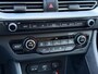Kia Niro Hybrid 1.6 GDi 141pk PHEV | DynamicLine | Lederen bekleding | Navigatie | Camera | Trekhaak afneembaar | Stoelverwarming | Apple CarPlay / Android Auto | DAB | Adaptieve cruise | Lane assist | 16 inch velgen | Volledig onderhouden