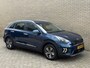Kia Niro Hybrid 1.6 GDi 141pk PHEV | DynamicLine | Lederen bekleding | Navigatie | Camera | Trekhaak afneembaar | Stoelverwarming | Apple CarPlay / Android Auto | DAB | Adaptieve cruise | Lane assist | 16 inch velgen | Volledig onderhouden