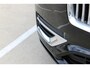 Volvo XC90 T8 Twin Engine AWD Inscription Adaptieve Cruise Control met Pilot Assist | Harman Kardon audiosysteem | Elektrisch bedienbaar panoramisch schuif/-kanteldak | Elektrische voorstoelen met geheugen | Verwarmbare voorstoelen + stuurwiel | Park Assist voor + achter | 4-Zone Climate Control | Head-Up Display | 22'' Lichtmetalen wielen |