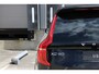 Volvo XC90 T8 Twin Engine AWD Inscription Adaptieve Cruise Control met Pilot Assist | Harman Kardon audiosysteem | Elektrisch bedienbaar panoramisch schuif/-kanteldak | Elektrische voorstoelen met geheugen | Verwarmbare voorstoelen + stuurwiel | Park Assist voor + achter | 4-Zone Climate Control | Head-Up Display | 22'' Lichtmetalen wielen |