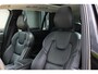 Volvo XC90 T8 Twin Engine AWD Inscription Adaptieve Cruise Control met Pilot Assist | Harman Kardon audiosysteem | Elektrisch bedienbaar panoramisch schuif/-kanteldak | Elektrische voorstoelen met geheugen | Verwarmbare voorstoelen + stuurwiel | Park Assist voor + achter | 4-Zone Climate Control | Head-Up Display | 22'' Lichtmetalen wielen |