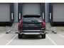 Volvo XC90 T8 Twin Engine AWD Inscription Adaptieve Cruise Control met Pilot Assist | Harman Kardon audiosysteem | Elektrisch bedienbaar panoramisch schuif/-kanteldak | Elektrische voorstoelen met geheugen | Verwarmbare voorstoelen + stuurwiel | Park Assist voor + achter | 4-Zone Climate Control | Head-Up Display | 22'' Lichtmetalen wielen |