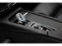 Volvo XC90 T8 Twin Engine AWD Inscription Adaptieve Cruise Control met Pilot Assist | Harman Kardon audiosysteem | Elektrisch bedienbaar panoramisch schuif/-kanteldak | Elektrische voorstoelen met geheugen | Verwarmbare voorstoelen + stuurwiel | Park Assist voor + achter | 4-Zone Climate Control | Head-Up Display | 22'' Lichtmetalen wielen |