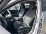 Volkswagen Passat Variant 1.5 eHybrid 204PK Business / Zwenkbare Trekhaak / Stuur + Stoelverwarming / Achteruitrijcamera / Head-Up Display / LED P4